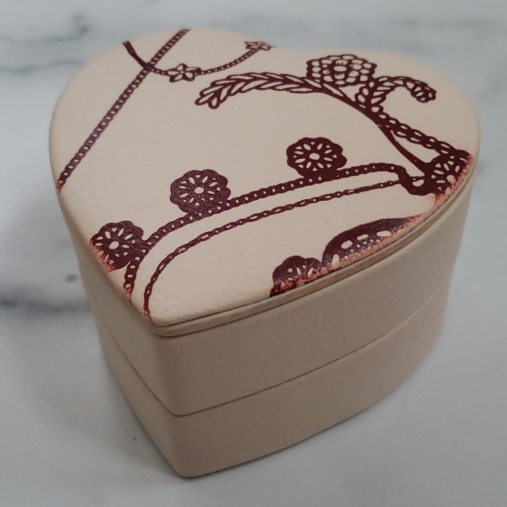 Authentic Two Level Pandora Leather Jewelry Box Gem